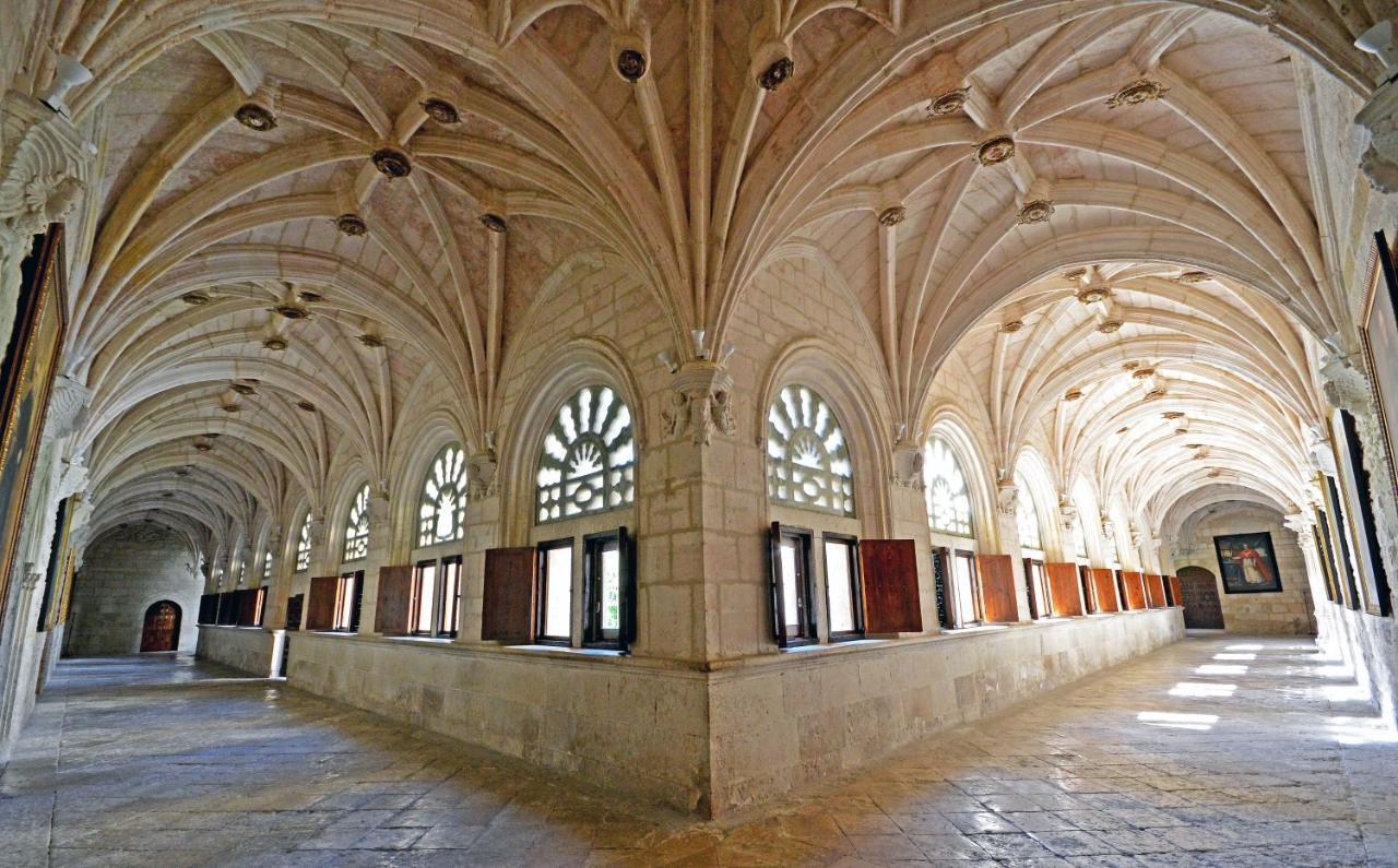 Hotel Hospederia Monasterio De La Vid La Vid y Barrios Esterno foto